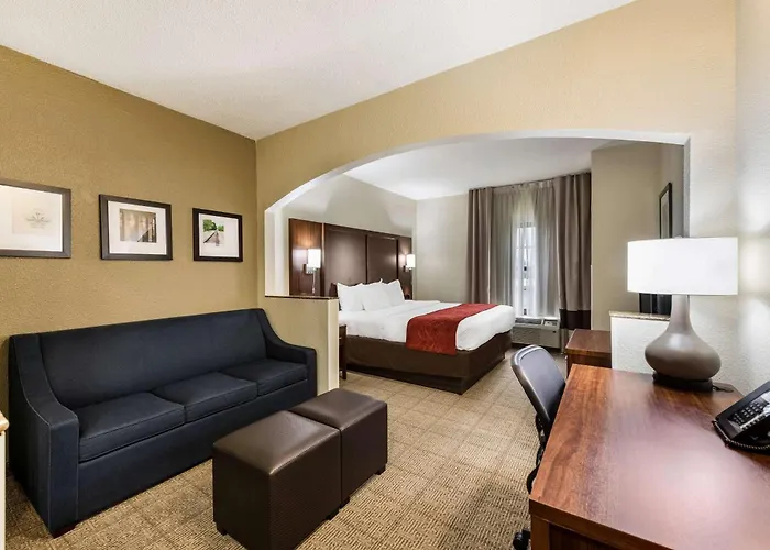 Comfort Suites Monroe