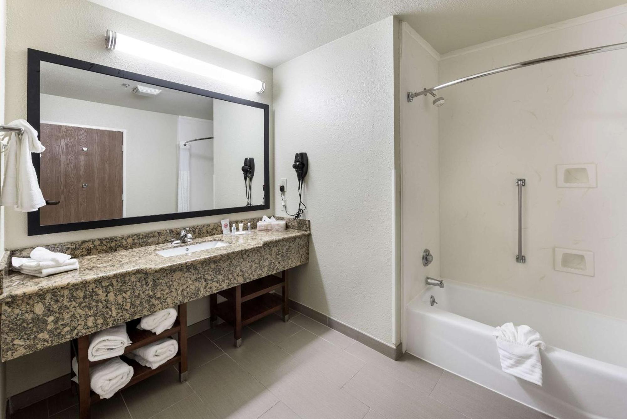 Hotel Comfort 2*