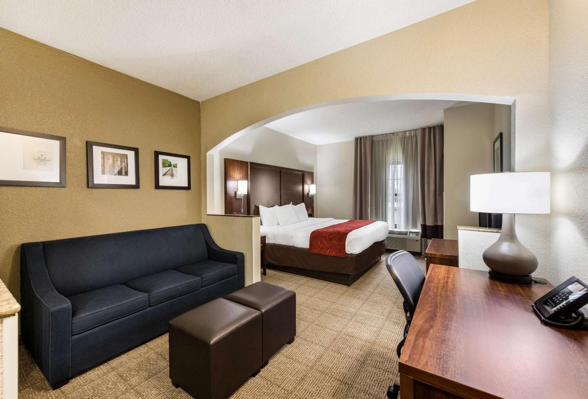 Comfort Hotel 2*